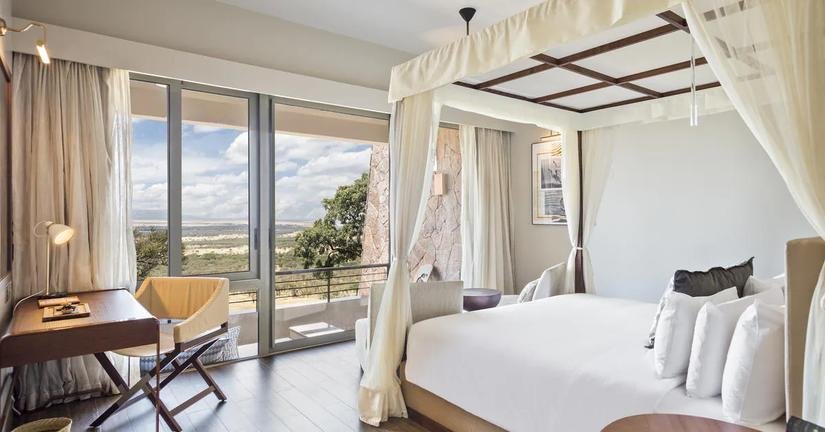 103ameliaserengetilodge-lagoon_king_room_2